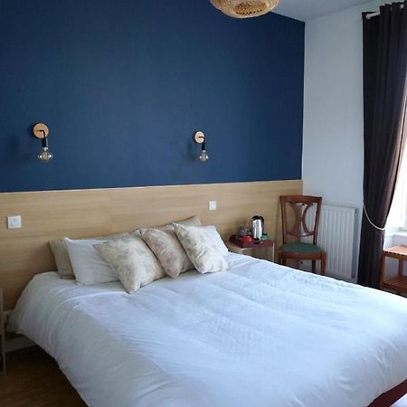 Madame Simone Hotel Vendel ภายนอก รูปภาพ