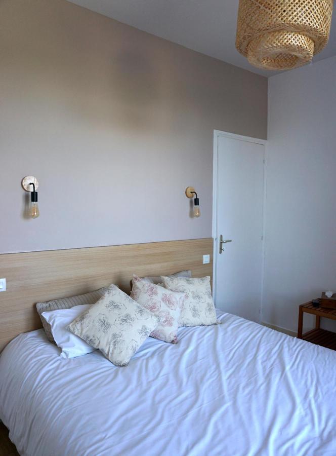 Madame Simone Hotel Vendel ภายนอก รูปภาพ
